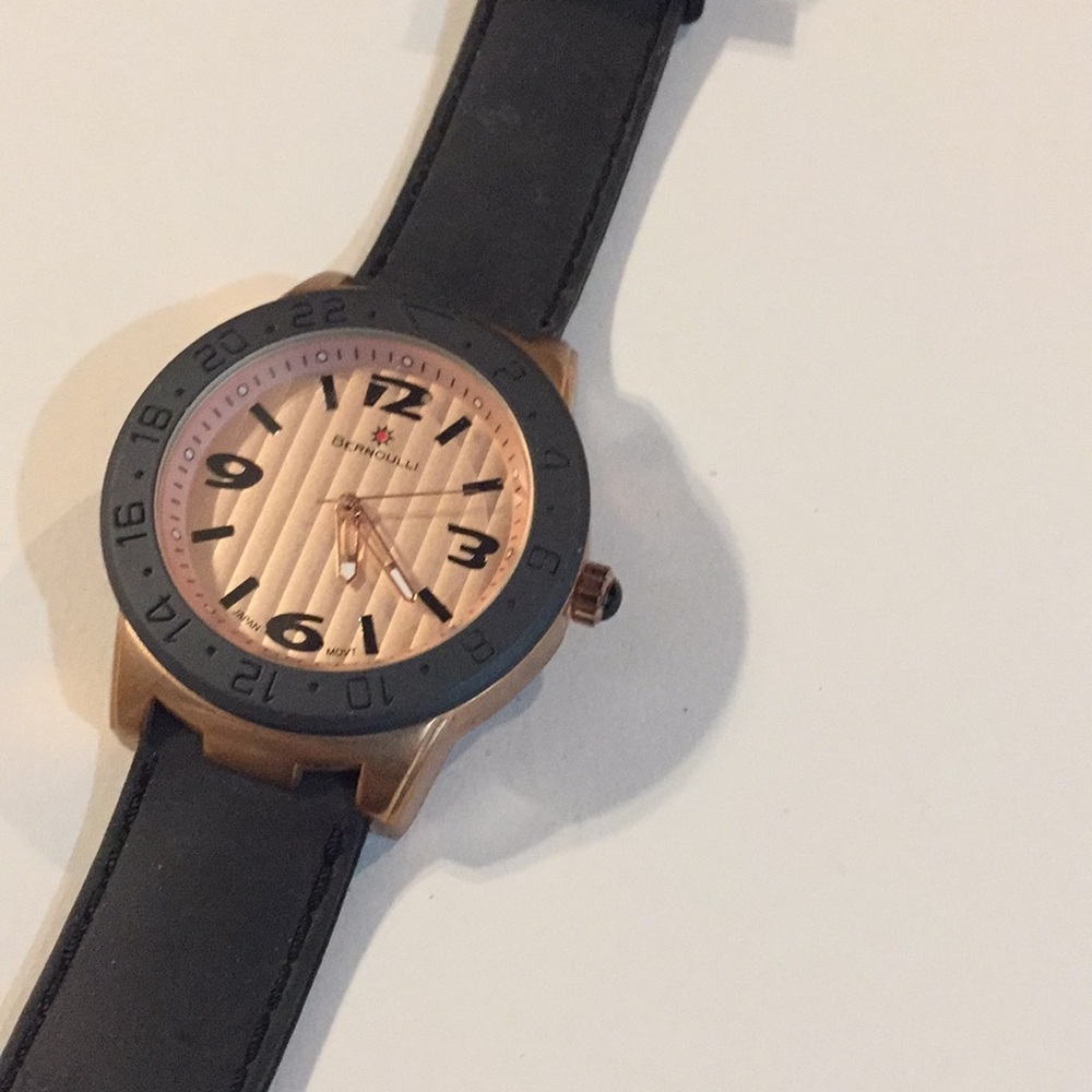 Watch with rubber wristband